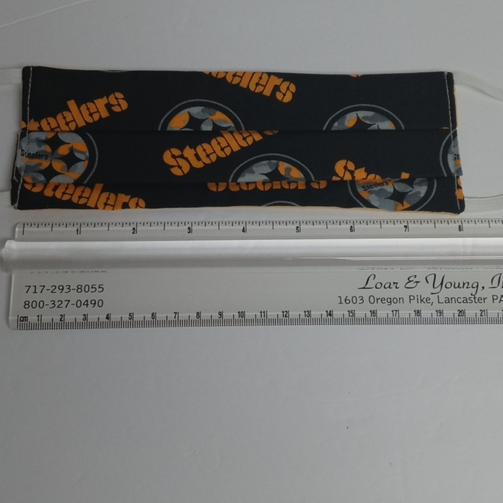 Pittsburgh Steelers pleated face mask w/ e…